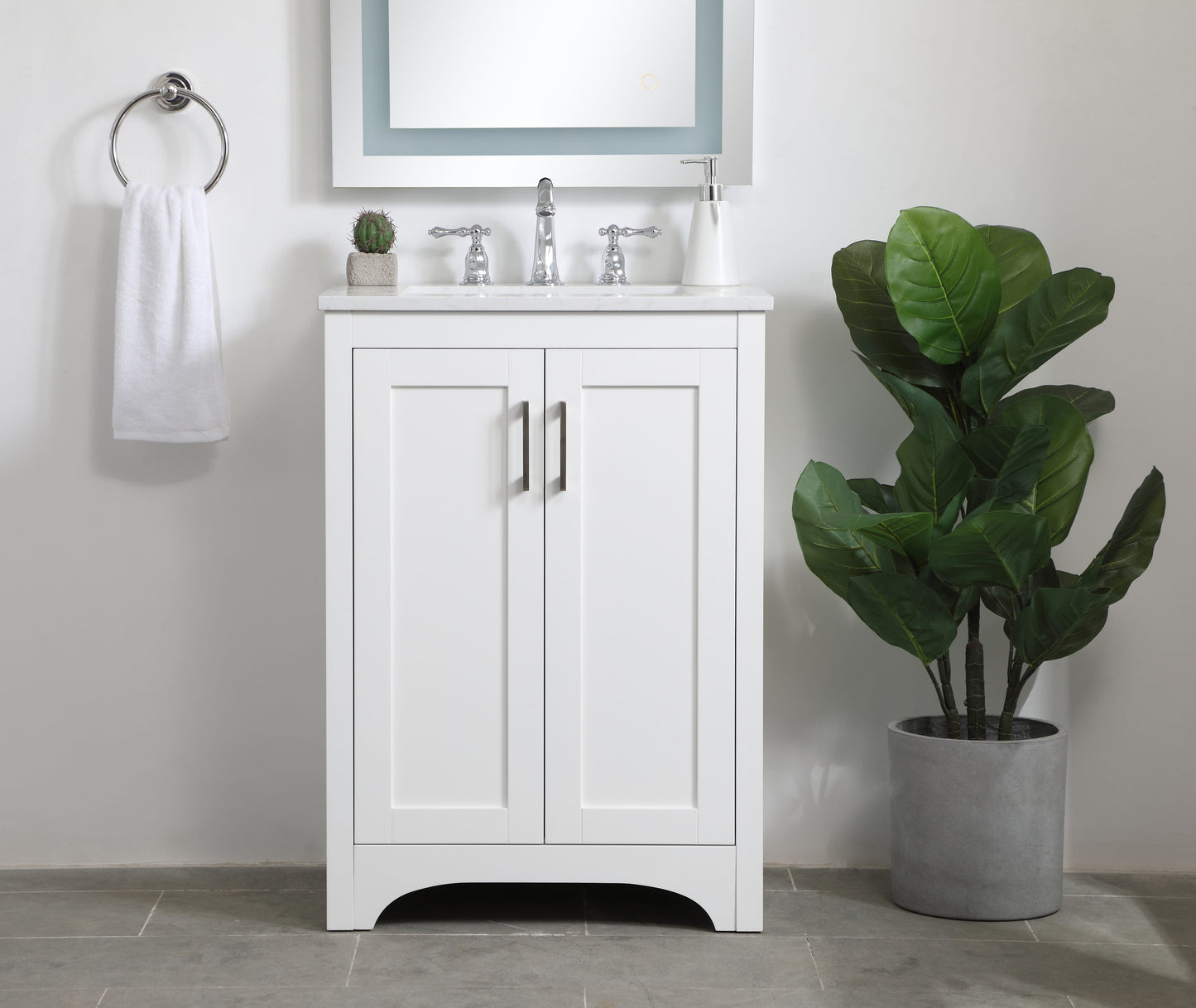 24 inch Single Bathroom Vanity in White - BC1802434WH