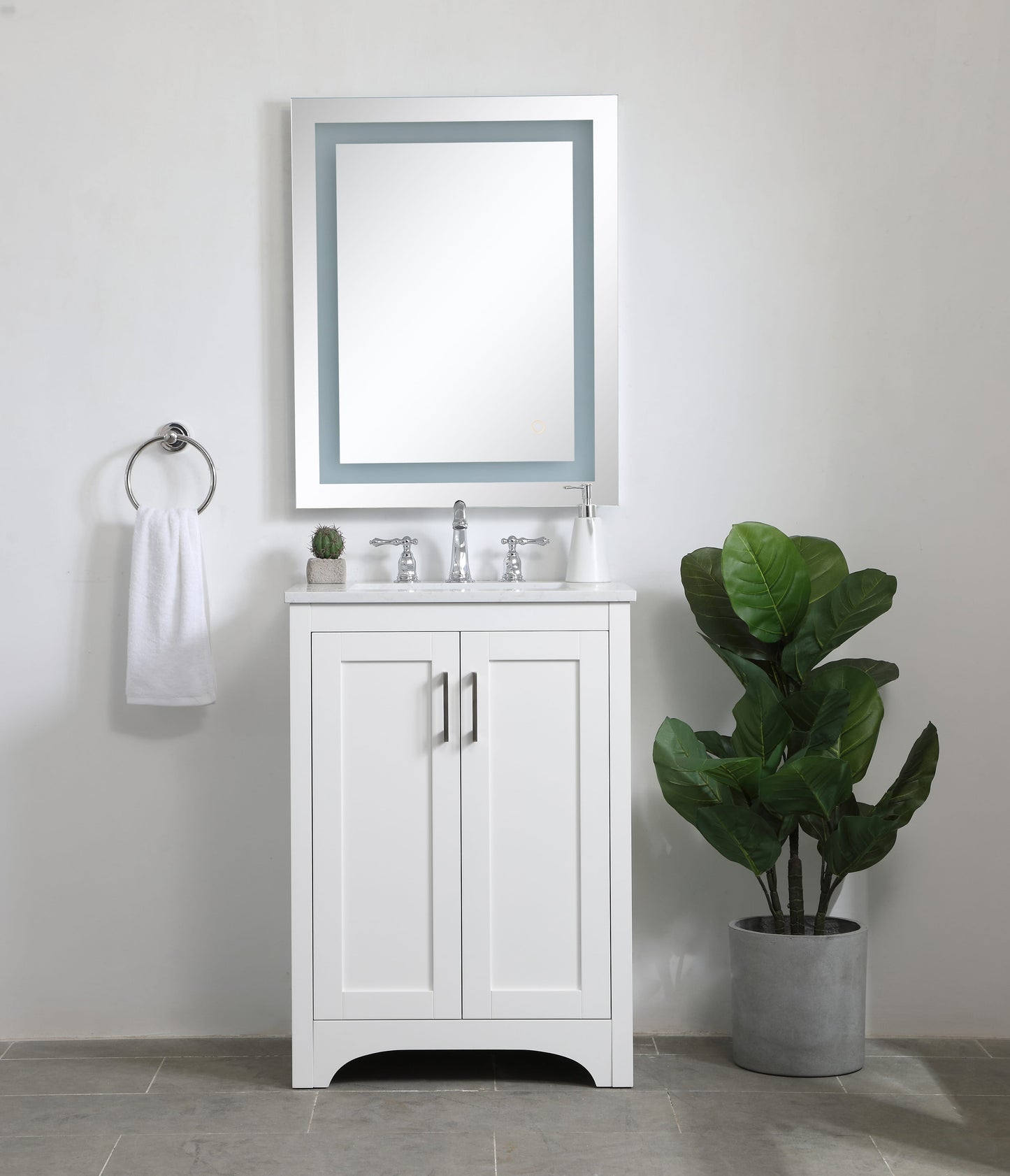 24 inch Single Bathroom Vanity in White - BC1802434WH