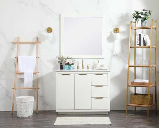 42 inch Single Bathroom Vanity in White - BC2304234WH