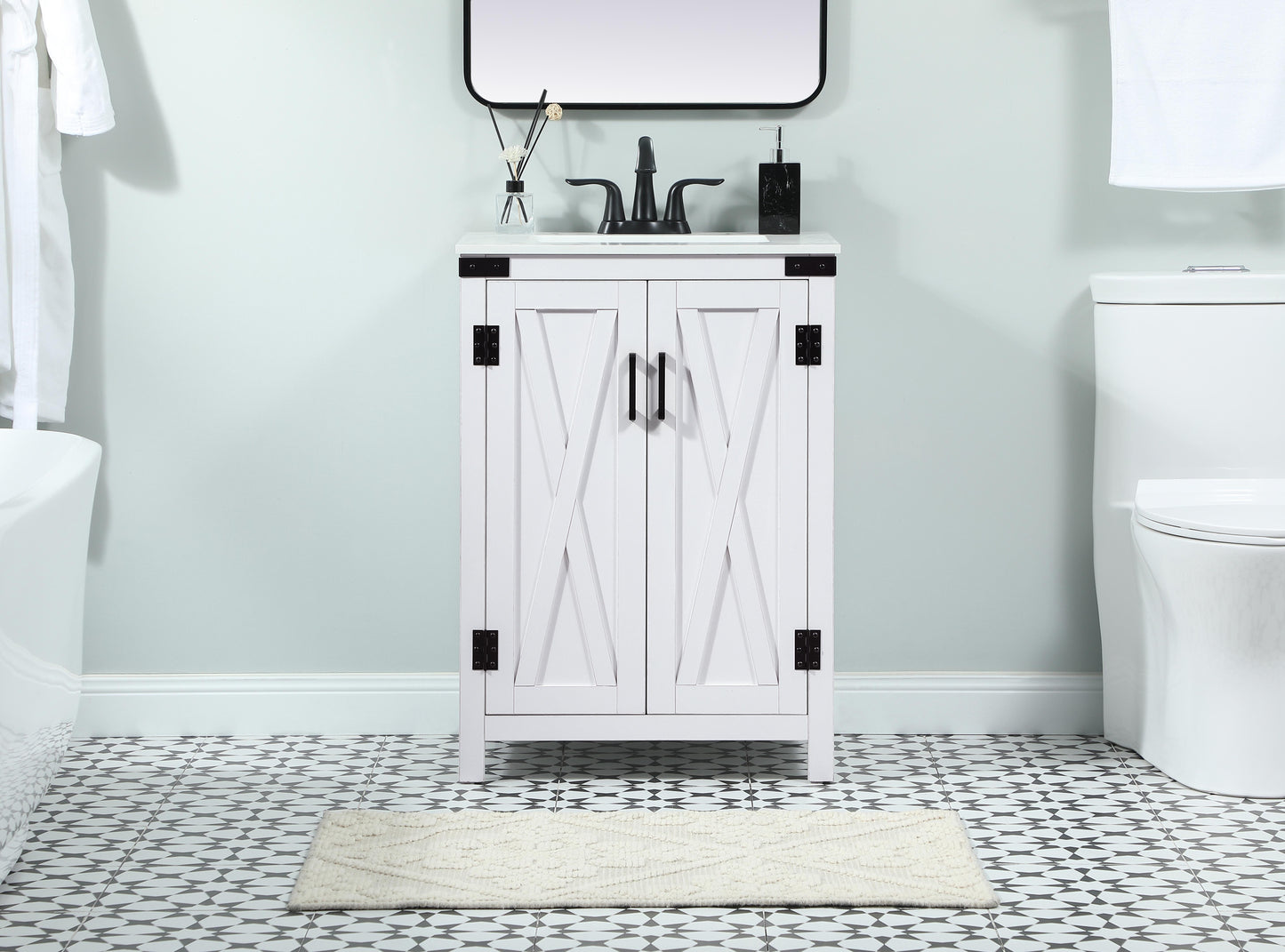 24 inch Single Bathroom Vanity in White - BC4702434WH